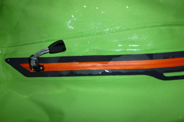 沖鋒衣防水布料圖片.png 沖鋒衣防水布料圖片.png