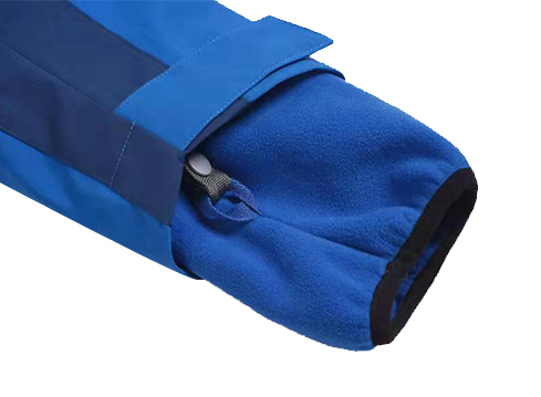 戶外活動團體防水男女沖鋒衣定制