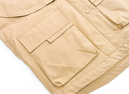 專業定制廠家生產女裝毛領棉服