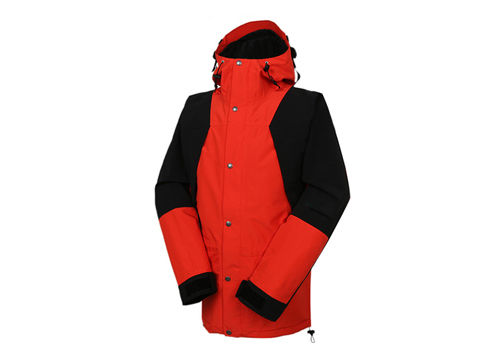 戶外運動男女情侶款登山沖鋒衣生產