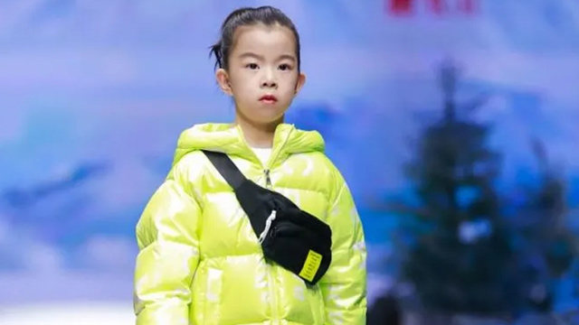 找羽絨服加工廠定制羽絨服一般生產周期是怎樣的？